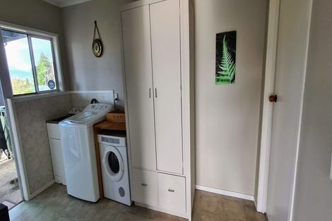 Photo of property in 5 View Street, Maungaturoto, 0520