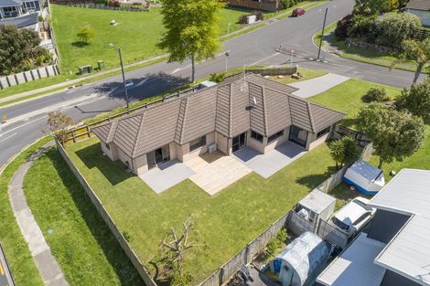 Photo of property in 75 Inverness Drive, Pyes Pa, Tauranga, 3112