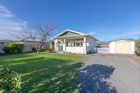 Photo of property in 33 Bowling Road, Greenmeadows, Napier, 4112