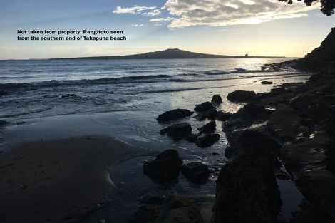 Photo of property in 8a Onepoto Road, Hauraki, Auckland, 0622