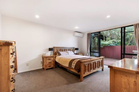 Photo of property in 10/69 Target Road, Totara Vale, Auckland, 0629