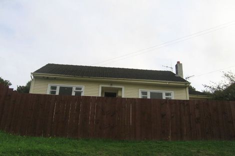 Photo of property in 3 The Drive, Tawa, Wellington, 5028