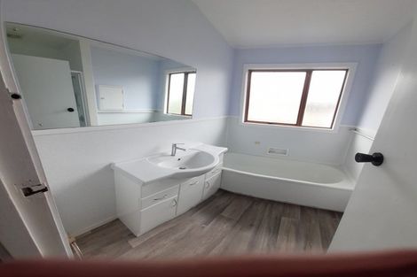 Photo of property in 21 Kaiwaka Road, Waiuku, 2123