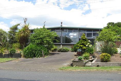 Photo of property in 202 Kitchener Road, Pukekohe, 2120