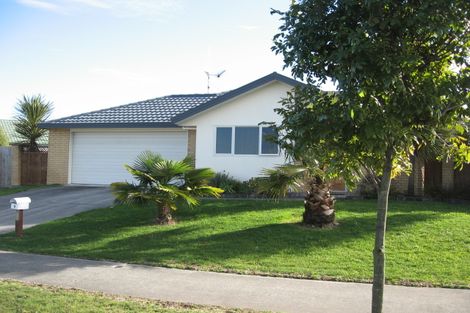 Photo of property in 9 Aldershot Place, Nawton, Hamilton, 3200