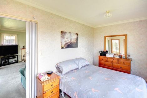Photo of property in 24 Junction Road, Ravensbourne, Dunedin, 9022