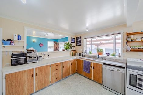 Photo of property in 43 Oldham Avenue, Onekawa, Napier, 4110