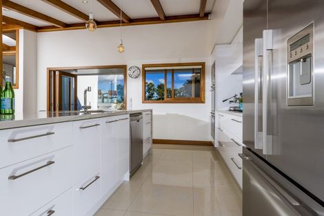 Photo of property in 16 Tizard Road, Birkenhead, Auckland, 0626