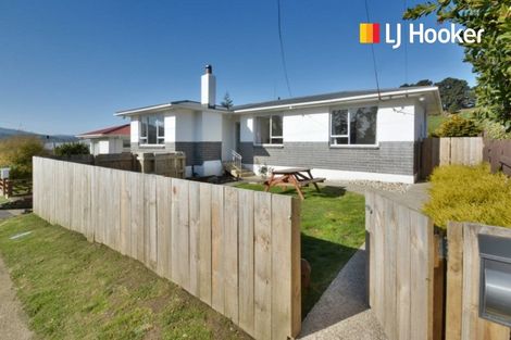 Photo of property in 72 Koremata Street, Green Island, Dunedin, 9018