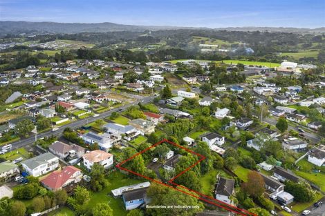 Photo of property in 11 Kilcar Place, Massey, Auckland, 0614