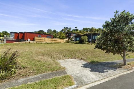 Photo of property in 1 Harakeke Place, Raglan, 3225