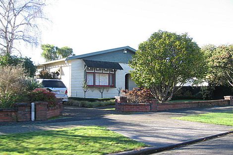Photo of property in 61 Rangitane Street, Palmerston North, 4414