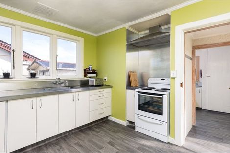 Photo of property in 4 Moorhouse Street, Waimate, 7924