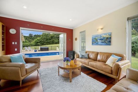 Photo of property in 551 Upper Waiwera Road, Puhoi, Silverdale, 0994