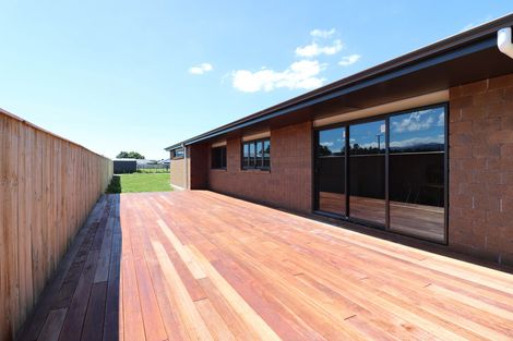 Photo of property in 10 Miles Lane, Carterton, 5713