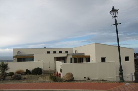 Photo of property in 47 Highgrove, Saint Clair, Dunedin, 9012