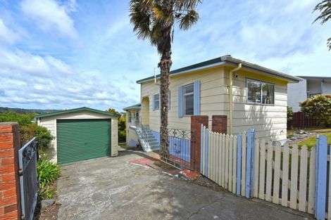 Photo of property in 113 Norana Road, Timberlea, Upper Hutt, 5018