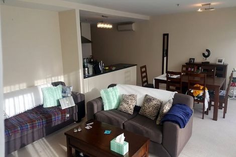 Photo of property in Montreaux Apartments, 1g/164 The Terrace, Wellington Central, Wellington, 6011