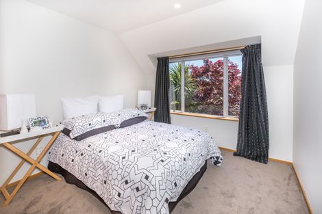 Photo of property in 376a Memorial Avenue, Burnside, Christchurch, 8053