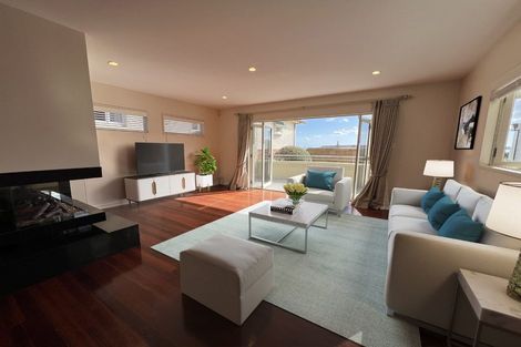 Photo of property in 2/17a William Street, Takapuna, Auckland, 0622