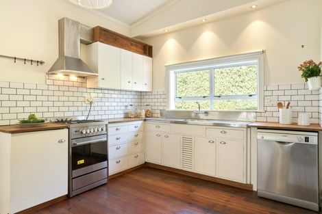 Photo of property in 210 Pattison Road, Akina, Hastings, 4122