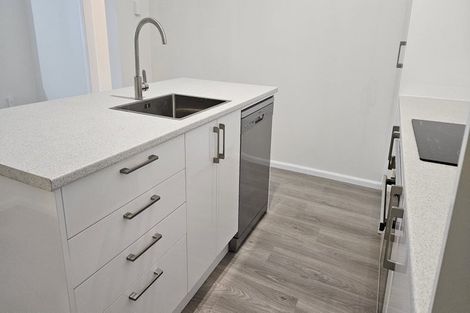 Photo of property in 19 Main Street, Hospital Hill, Napier, 4110