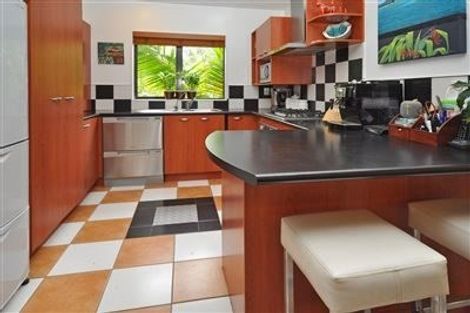 Photo of property in 1/10 Marina Road, Torbay, Auckland, 0630