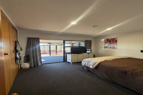 Photo of property in 2/21 White Heron Drive, Massey, Auckland, 0614