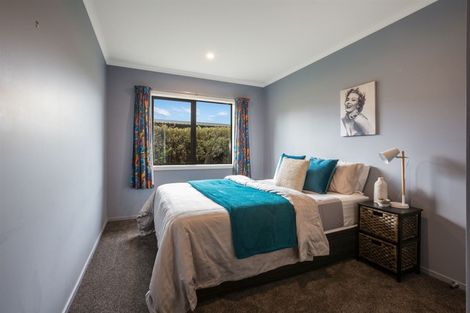 Photo of property in 78 Aotea Drive, Aotea, Porirua, 5024