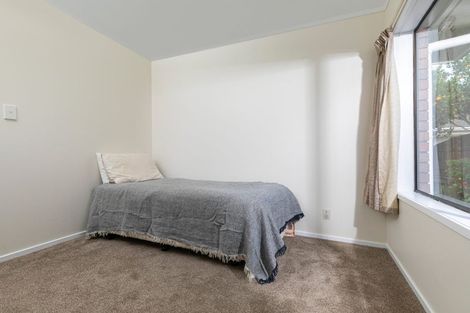 Photo of property in 4/66 Rathgar Road, Henderson, Auckland, 0610