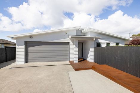 Photo of property in 107 Farnborough Drive, Grandview Heights, Hamilton, 3200