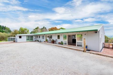 Photo of property in 69 Pipitiwai Drive, Helensville, Kaukapakapa, 0871