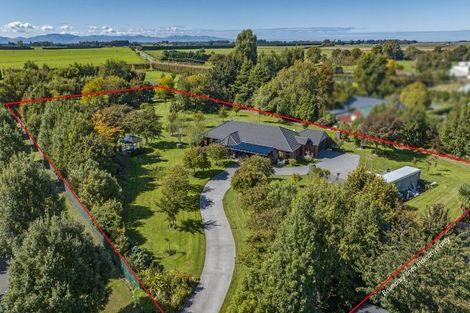 Photo of property in 17 Bridge Street, Southbridge, 7602