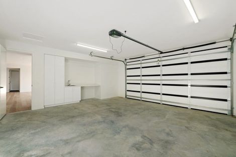 Photo of property in 33 Obelisk Street, Wanaka, 9305