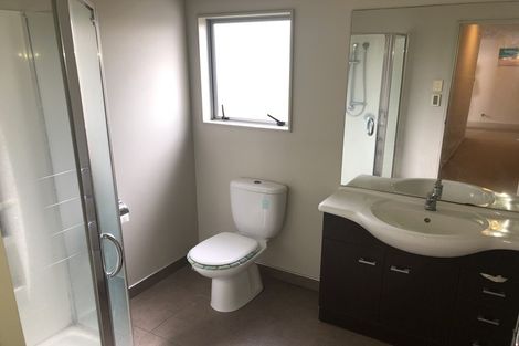 Photo of property in 18a Grenada Avenue, Forrest Hill, Auckland, 0620