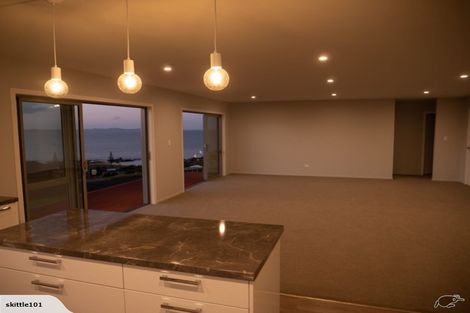 Photo of property in 3 Sunrise Place, Cable Bay, 0420