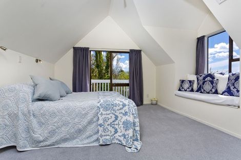 Photo of property in 52a Sunnyside Road, Sunnyvale, Auckland, 0612