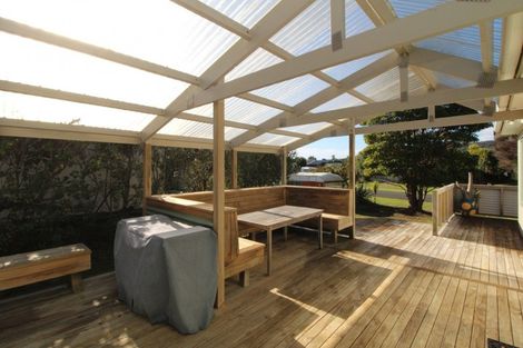 Photo of property in 103 Kowhai Avenue, Matarangi, Whitianga, 3592