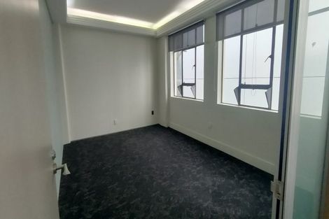 Photo of property in 124 Featherston Street, Palmerston North, 4410