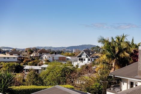 Photo of property in 23 Karaka Road, Otumoetai, Tauranga, 3110