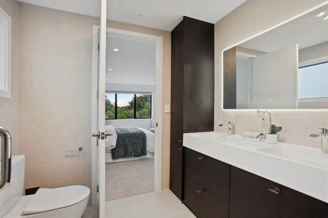 Photo of property in 28a Oliver Twist Avenue, Mellons Bay, Auckland, 2014