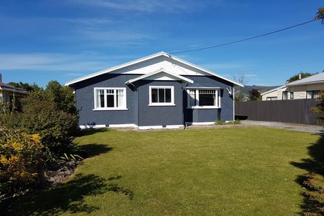 Photo of property in 21 Parsonage Road, Waimate, 7924