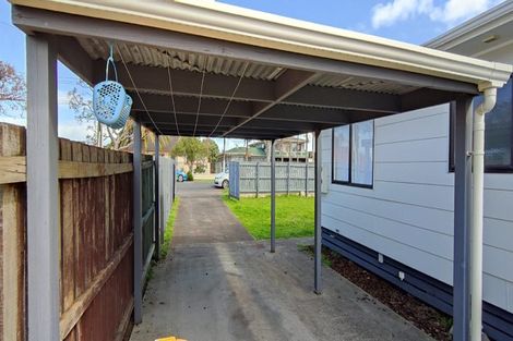 Photo of property in 2/41 Vine Street, Mangere East, Auckland, 2024