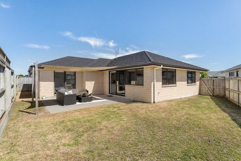 Photo of property in 15 Piata Street, Papamoa Beach, Papamoa, 3118