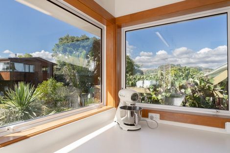 Photo of property in 61 Lorenzen Bay Road, Raglan, 3225