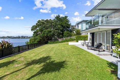 Photo of property in 5/26 Otakau Road, Milford, Auckland, 0620