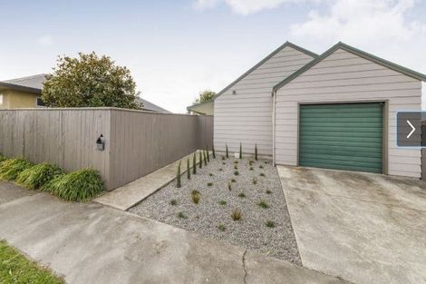Photo of property in 102 Roberts Line, Kelvin Grove, Palmerston North, 4414