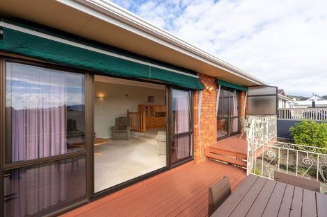 Photo of property in 116 Winara Avenue, Waikanae, 5036