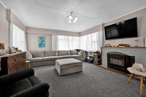 Photo of property in 9 Mccarthy Street, Hawera, 4610