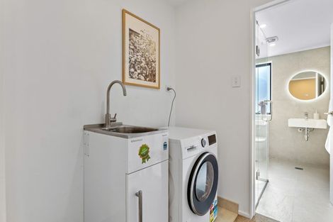 Photo of property in 9 Rosedale Road, Pinehill, Auckland, 0632